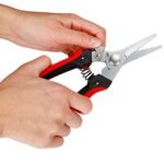 The Gardener's Friend Pruning Snips, Lightweight and Small Pruners for Light Gardening, Great for Deadheading Flowers and Pruning Light Wood Ergonomically Designed for Smaller Hands - Image 6
